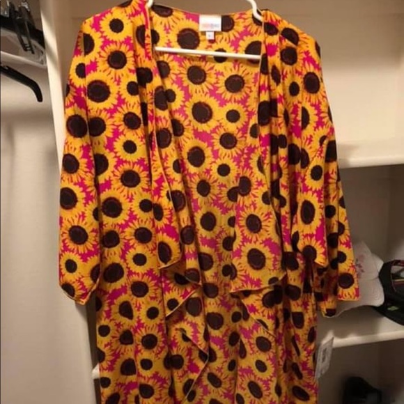 Large Shirley - Picture 2 of 2